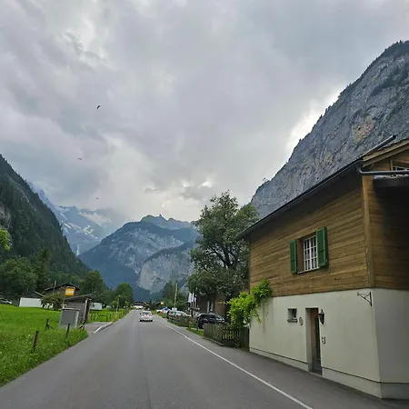 Chalet Baerli Lauterbrunnen Buitenkant foto